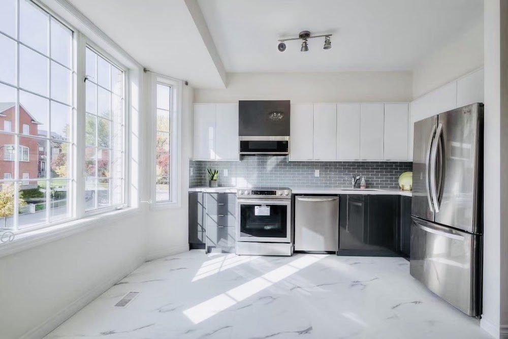 East Home Renovation Inc. 东财建筑装修